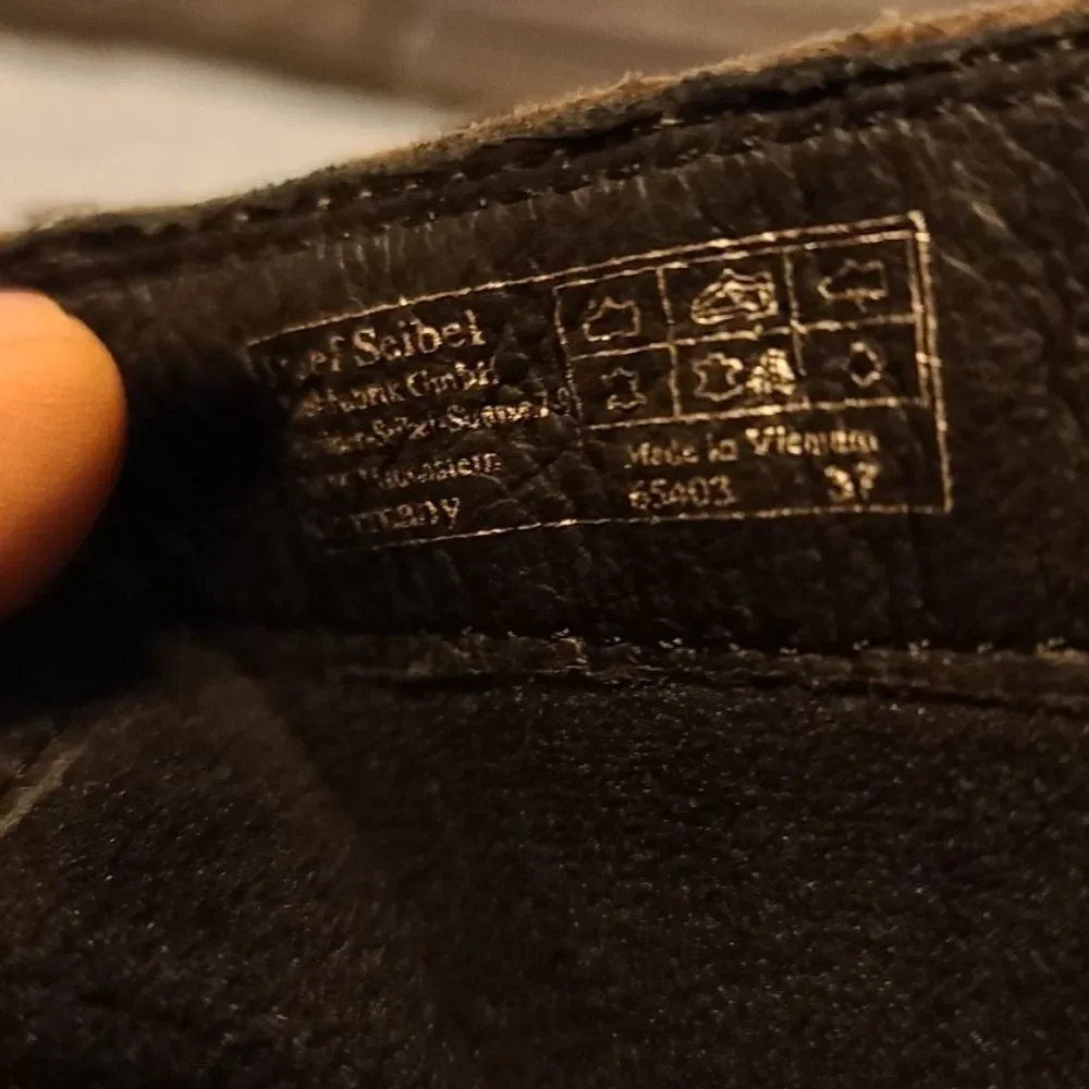 - Josef sibel‎ ankle boots size 37